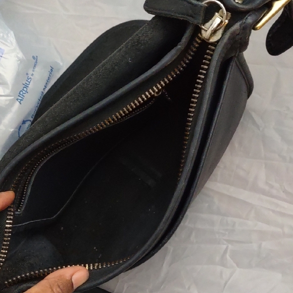 Vintage Coach Patricia Legacy Black Leather Crossbody Bag - Picture 9 of 11